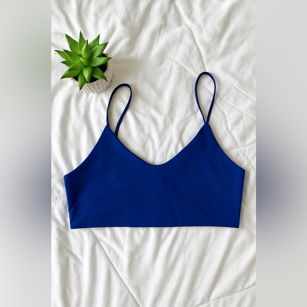 NWOT Victoria’s Secret Blue Bralette Size M Stretch Pullover Bra Comfortable